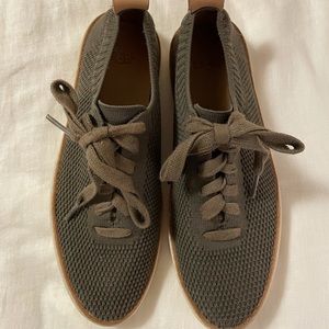 Green Ugg Sidney sneaker